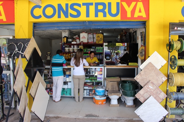 Ferretería Lupita El Puyo